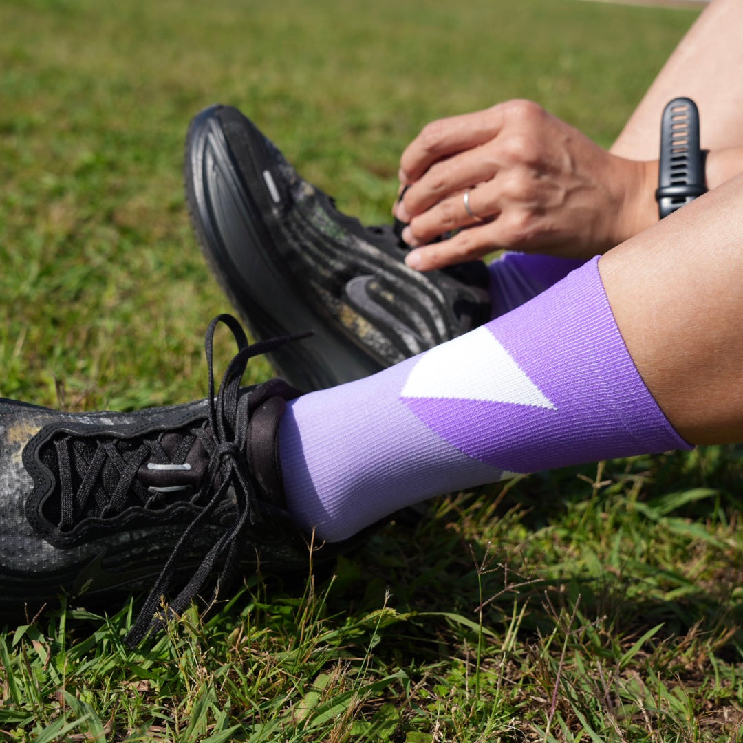 TRY PURPLE−RUNNING SOCKS