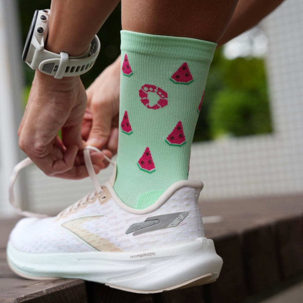 WATERMELON−RUNNING SOCKS