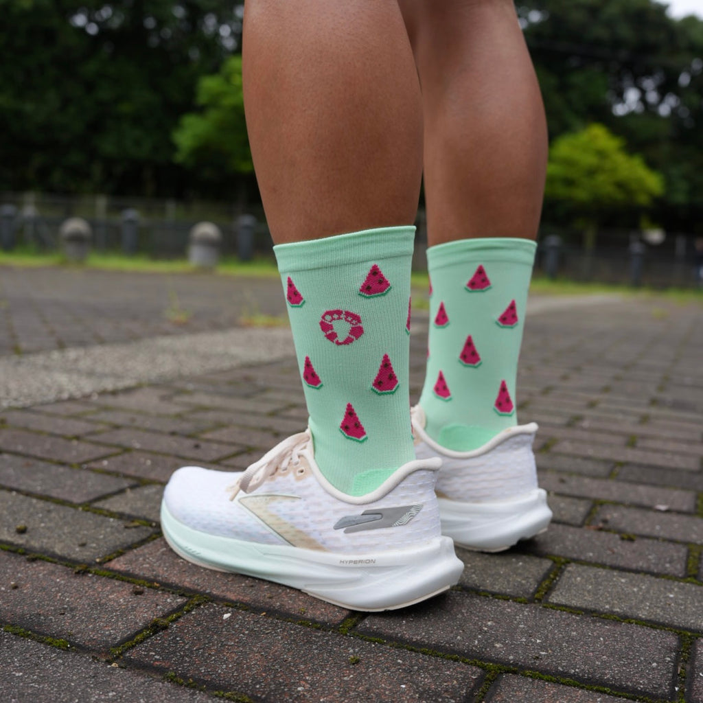 WATERMELON−RUNNING SOCKS