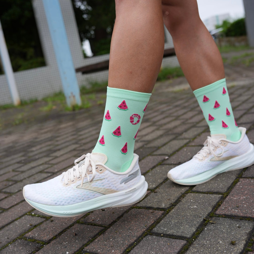WATERMELON−RUNNING SOCKS